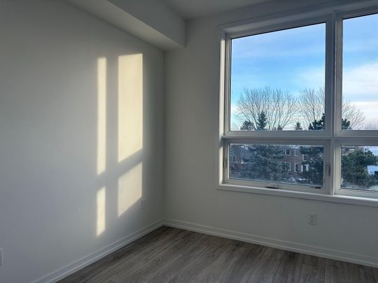 For Lease - 22 LYTHAM GREEN Circle Unit# 12, Newmarket, Ontario - Photo 1