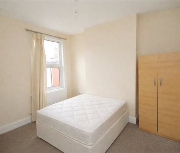 Holmewood Road, London, SE25 6UY - Photo 6