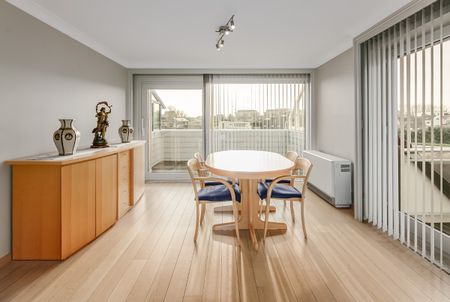 Ruim duplex-appartement met 2 slaapkamers en garage - Photo 5