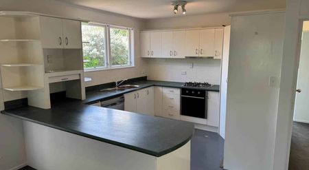 37 Inerell Ave - 3 Bedroom - 1 Bathroom - Photo 5