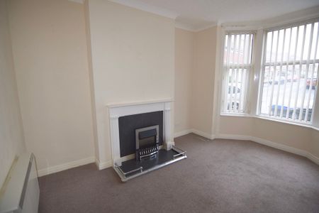 On Hold 1 Bed Ground Floor Flat - Photo 3