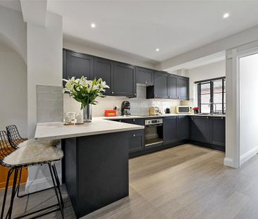 2 bedroom semi-detached house to rent - Photo 6