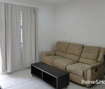 TWO BEDROOM UNIT, FULLY FURNISHED! - Photo 3