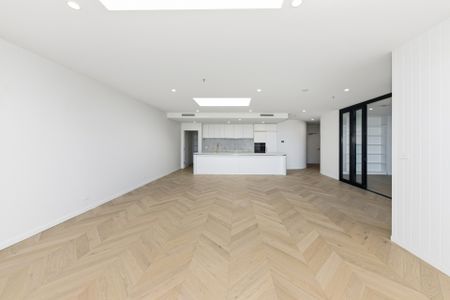 Brand New Living In The Shard! - Photo 3