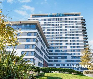 Alencon Link, Basingstoke, Hampshire, RG21 - Photo 3