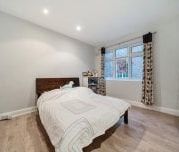 4 bedroom flat to rent - Photo 4