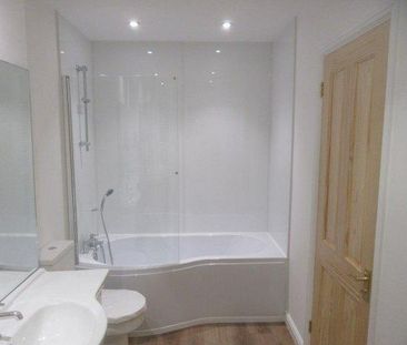 2 bedroom barn conversion to rent - Photo 3