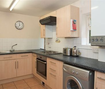 St Mary's Road, Cowley, Oxford - Photo 2