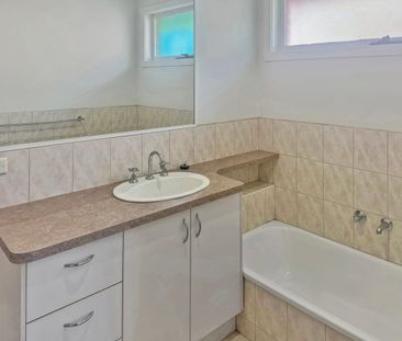 Spacious 3-Bedroom Home with Fantastic Outdoor Living - Photo 4