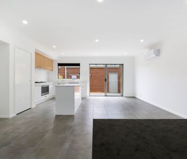 PEACEFUL, CONVENIENT & AFFORDABLE! - Photo 6