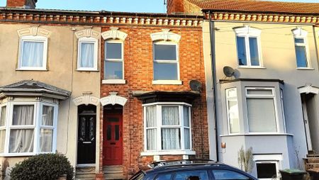 3 bedroom terraced house to rent - Photo 4