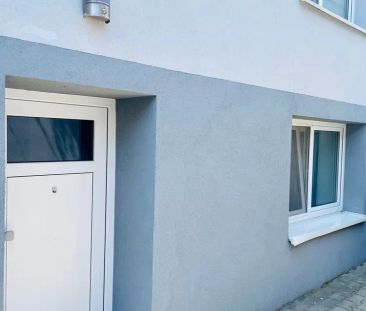 Pronájem kompletně zařízeného bytu 1+kk v RD Modřice - Фото 4