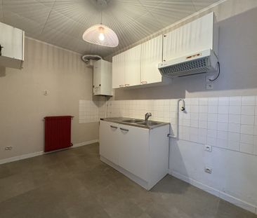 Location Appartement 4 pièces 82m² LA CIOTAT 13600 - Photo 6