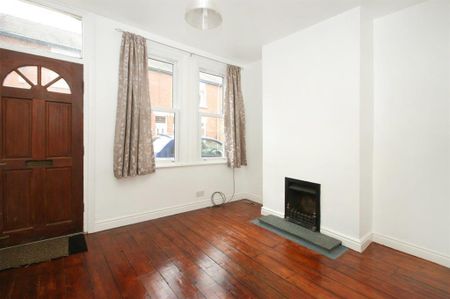 2 bedroom terraced house to rent - Photo 3
