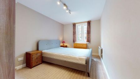2 bedroom flat to rent - Photo 4