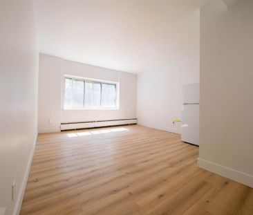 1 MOIS GRATUIT - 3 1/2 et 4 1/2 Côte-des-Neiges Frigo, poêle inclus... - Photo 3