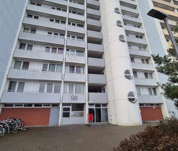 2-Zimmer-Wohnung in einem Mehrfamilienhaus (nur mit vorliegendem Wo... - Photo 1