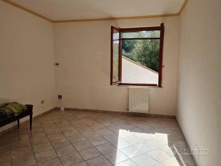 Appartamento di 55 m² con 2 locali a Terni - Foto 2