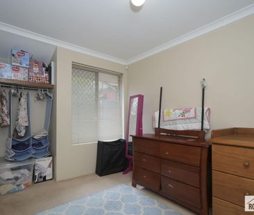 Spacious Home - Photo 5