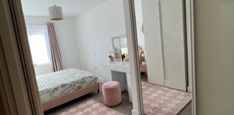 1 Bed Flat, Centenary Plaza, SO19 - Photo 2