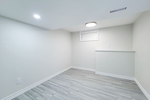 For Lease - 75 Bayview Drive Unit# Lower, St. Catharines, Ontario - Photo 1