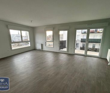 Location Appartement 4 pièces 86m² SOTTEVILLE LES ROUEN 76300 - Photo 4
