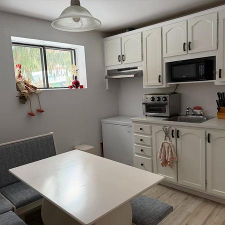 Grand 3 1/2 à louer près du métro Honoré-Beaugrand - Photo 3