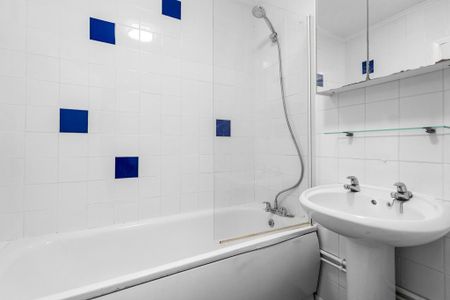 2 bedroom bungalow to rent - Photo 3