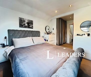 5 bedroom house to rent The Gardens, Southwick, Brighton, BN42 - Photo 6