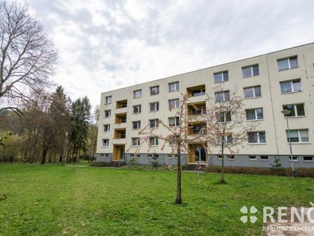 Pronájem bytu 3+1 75 m2 - Photo 2