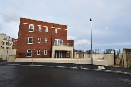 2 bedroom apartment to rent - Photo 5