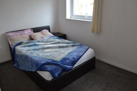 4 bedroom terraced house to rent - Photo 2