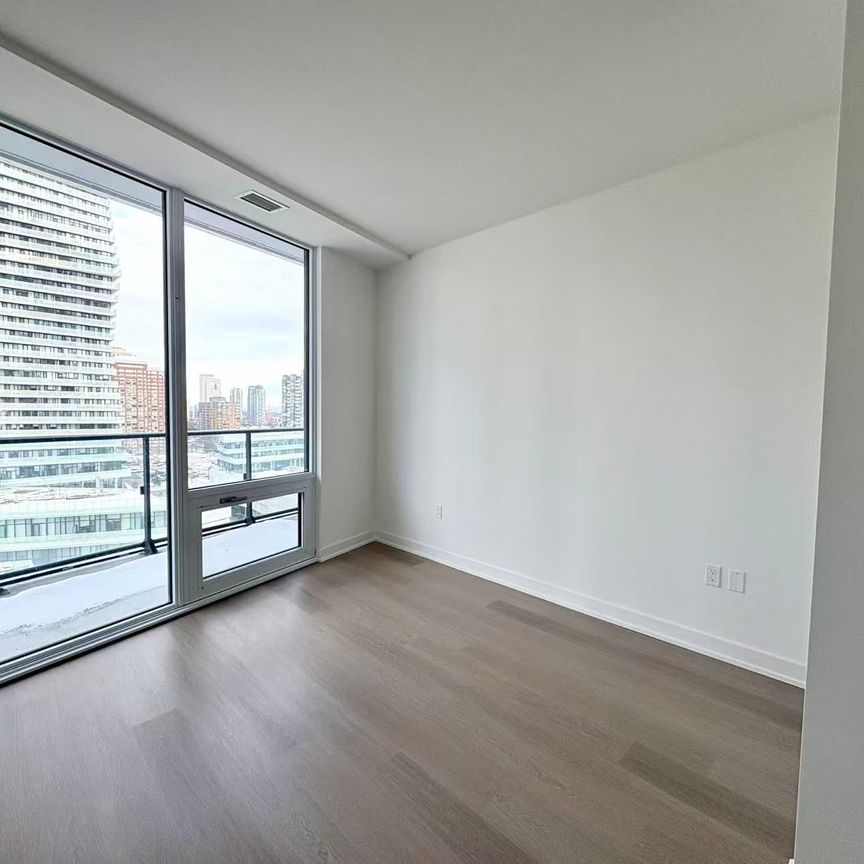 For Lease - 448 Burnhamthorpe Road Unit# 1005, Mississauga, Ontario - Photo 1