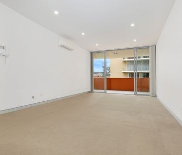 Convenient and Comfortable Inner City Living - Photo 1