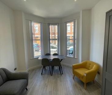 Apartment 1 6 Eglantine Gardens, Belfast, BT9 6EZ - Photo 1