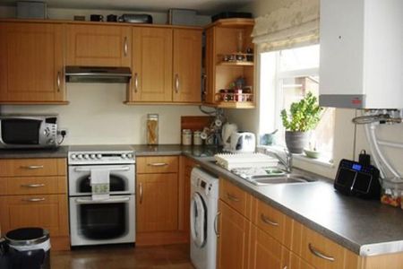 2 bedroom house to rent - Photo 2