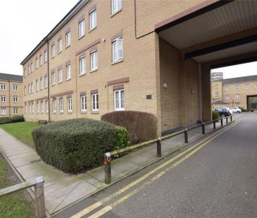 Tallis Court, Kidman Close, Gidea Park, Romford, RM2 - Photo 2