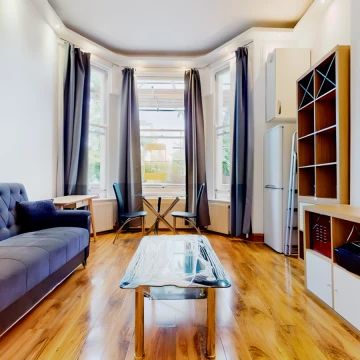 1 Bed 1 Bath - Photo 1