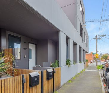 FURNISHED 3 BEDROOMS IN RICHMOND! - Photo 6