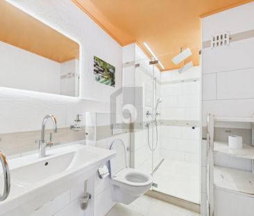 ABOVE THE ROOFS - LIVING ENJOYMENT WITH A WINTER GARDEN - Foto 5