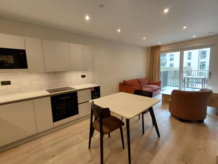 UNCLE Colindale, Barnet, London NW9 - Photo 2