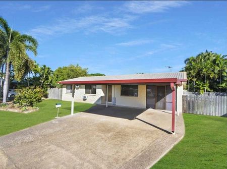 Low-Maintenance Living in Prime Thuringowa Central Location! - Photo 4
