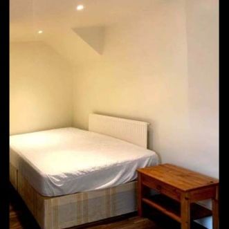 Room in a Shared Flat, Holloway Road, N19 - Photo 3
