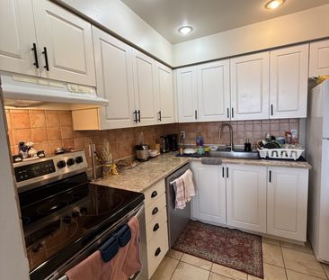 For Lease - 81 Townsgate Drive Unit# PH106 [ROOM], Vaughan, Ontario - Photo 5