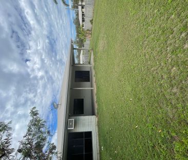 *4-Bedroom Family Home for Rent in Moranbah, QLD** - Photo 1