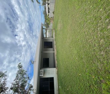 &ast;4-Bedroom Family Home for Rent in Moranbah&comma; QLD&ast;&ast; - Photo 5