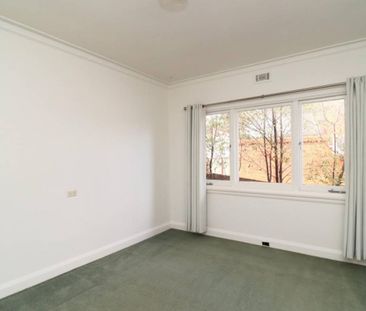 Large Family Home - Photo 1