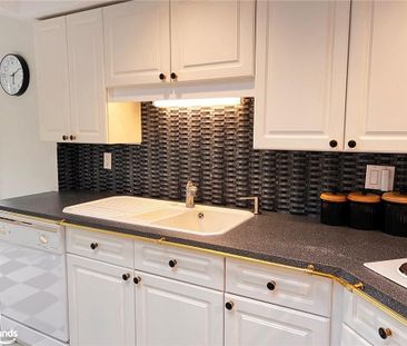 For Lease - 89 GEORGIAN MANOR Drive, Collingwood, Ontario - Photo 3