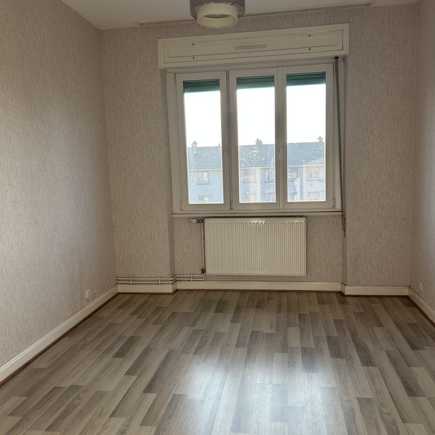 Location Appartement 4 pièces 82m² MULHOUSE 68100 - Photo 1