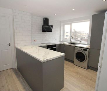 Mallowburn Crescent, Kenton, Newcastle upon Tyne, Tyne and Wear, NE... - Photo 4